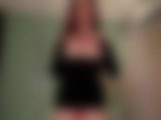 Live cam show with Kloe - Public on Cam Slut