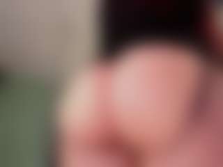 Kloe's Live Sex Cam Show