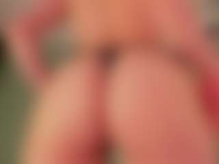 Live cam show with Kloe - Green Eyes on Camsoda
