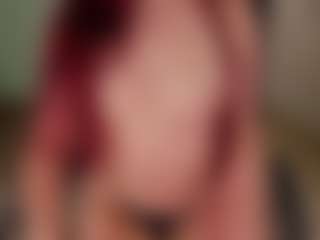 Live cam show with Kloe - Skinny on fuck-show.com