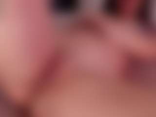 Kloe's Live Sex Cam Show