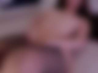 Live cam show with Kloe - Facial Piercings on SpankPalCams