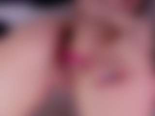 Kloe's Live Sex Cam Show