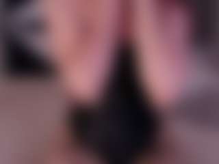 Live cam show with Kloe - Red Hair Fetish on slutload