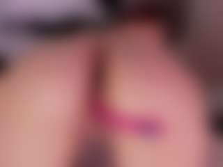 Kloe's Live Sex Cam Show