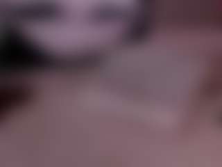 Live cam show with Kloe - Green Eyes on live.xheat.ai