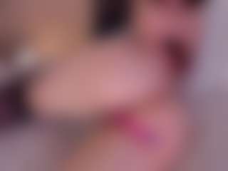 Kloe's Live Sex Cam Show