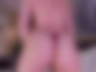 Kloe's Live Sex Cam Show
