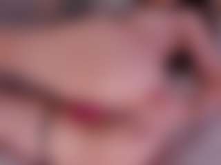 Kloe's Live Sex Cam Show