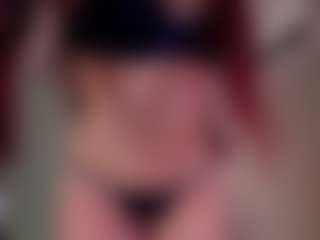 Kloe's Live Sex Cam Show