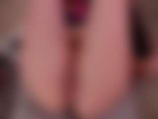 Show de cam en vivo con Kloe - Lush Toys en Camsoda