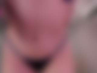 Kloe's Live Sex Cam Show