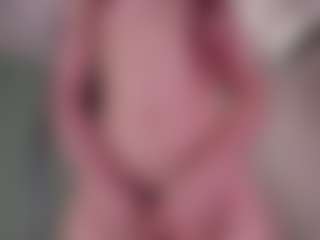 Live cam show with Kloe - Small Tits on Camsoda