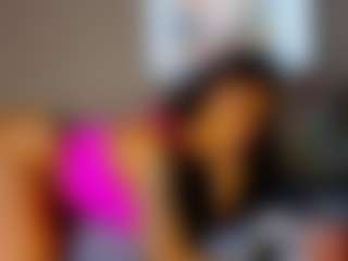 Live cam show with ZaZa333 - Striptease on Gym Cam Girls