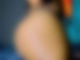 ZaZa333's Live Sex Cam Show