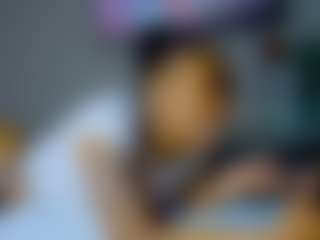 Live cam show with ZaZa333 - Young Adult on Livezox