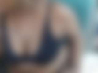 Live cam show with BootyQueenx2 - Thick on CamSodaAdn