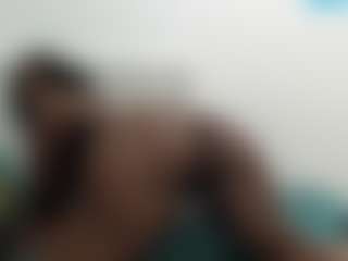 BootyQueenx2's Live Sex Cam Show
