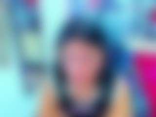Live cam show with emilyrosse04 - Oil on Camsoda