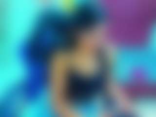 Live cam show with emilyrosse04 - Thin on AdultVida.com