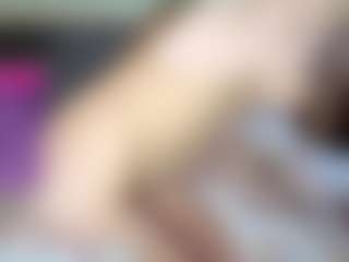 Hotbunny666's Live Sex Cam Show