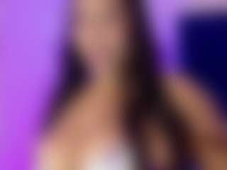 Live cam show with JUICY MELONS - Riding on Camsoda
