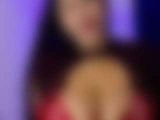 Live cam show with JUICY MELONS - Riding on Camsoda