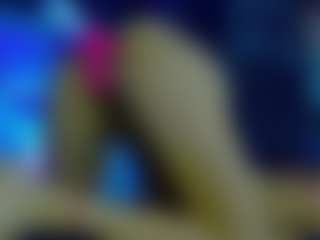 Live cam show with lunaa-mistyc - Camel Toe on WildCum
