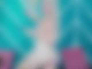 Live cam show with melany-blair - Smoking on milfzrlive.com