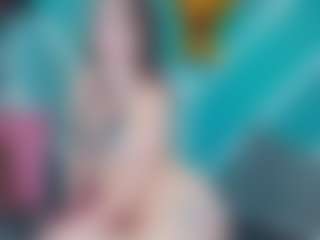 Live cam show with melany-blair - Upskirt on TeamSkeetLive