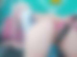 Live cam show with melany-blair - Brown Hair on CamSodaAdn