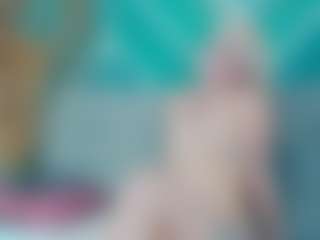 Live cam show with melany-blair - Toys on googirlz