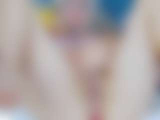 Live cam show with melany-blair - Smoking on Camsoda