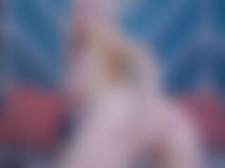 Live cam show with melany-blair - Ass Bouncing on Camsoda