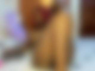 Live cam show with Paradise-Foxxx - Black on SinfulBabes