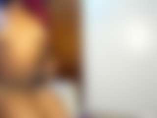 Live cam show with Paradise-Foxxx - Teen (18+) on Fling VIP Chat
