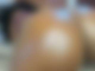 Live cam show with Paradise-Foxxx - Young Adult on Instabang