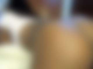 Live cam show with Paradise-Foxxx - Ebony on StripNow | united states