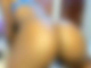 Live cam show with Paradise-Foxxx - Ebony on Camsoda | united states