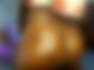 Live cam show with Paradise-Foxxx - Ebony Small Tits on wildcum.com