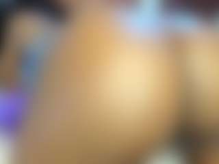 Live cam show with Paradise-Foxxx - Black BBW on Gym Cam Girls