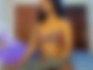 Live cam show with Paradise-Foxxx - Blowjob on SpunkLive