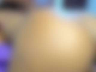 Live cam show with Paradise-Foxxx - Full Nudity on Camsoda
