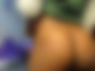 Live cam show with Paradise-Foxxx - Ebony on Camsoda | united states