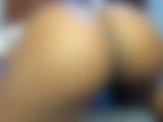 Paradise-Foxxx's Live Sex Cam Show