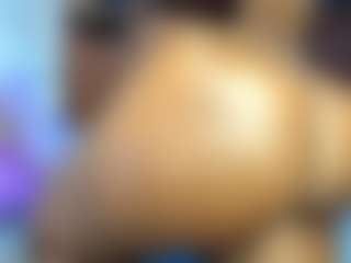Live cam show with Paradise-Foxxx - Joi on Camsoda