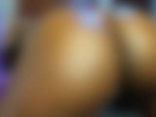 Live cam show with Paradise-Foxxx - Full Nudity on fapnchat