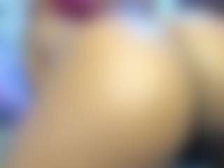 Live cam show with Paradise-Foxxx - Ebony Small Tits on Fit Hotties