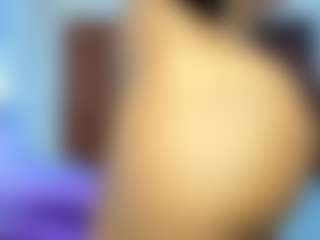 Live cam show with Paradise-Foxxx - Ebony Small Tits on Big Tits