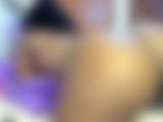 Live cam show with Paradise-Foxxx - Ebony Teen (18+) on Mixed Magazine Live
